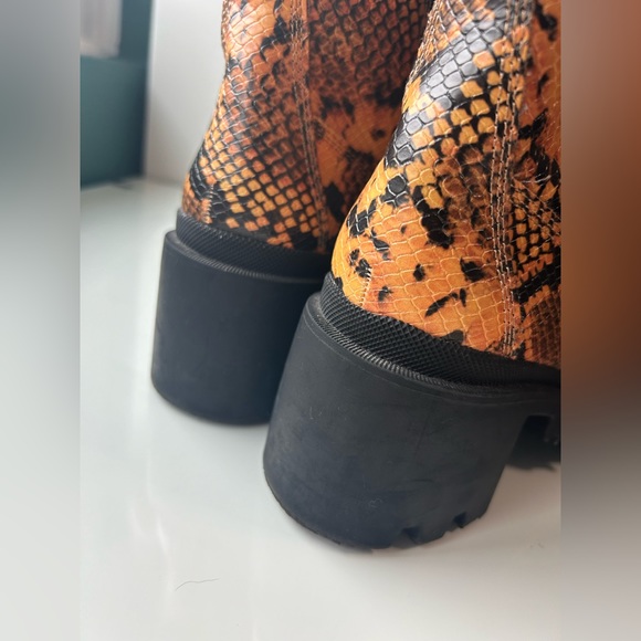 Steve Madden Orange Yellow Snakeskin Combat Boots - Picture 10 of 10